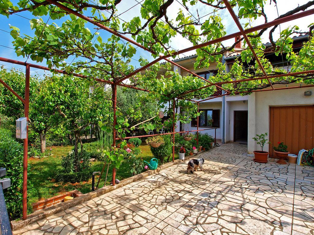 Apartments Lavanda 108 Фажана Екстер'єр фото